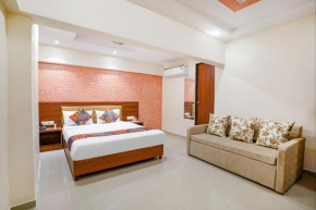FabExpress Alive - Nr Juhu Beach